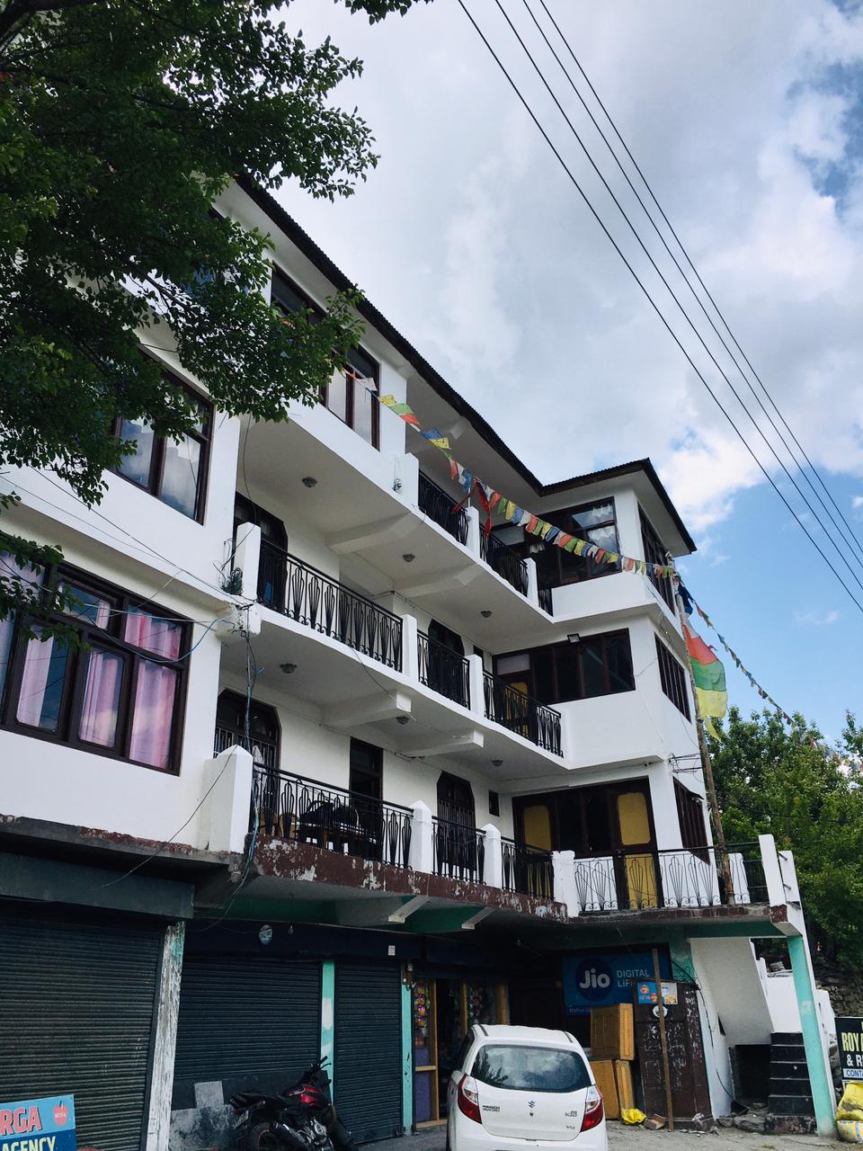 Hotel Palvey Dharamshala - Peaceful retreat near McLeodGanj