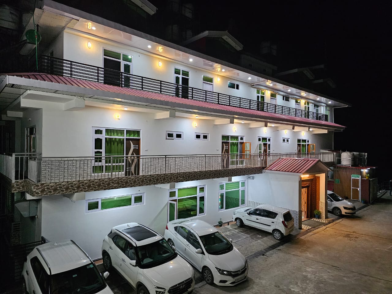 Hotel Palvey Manali - Luxury boutique hotel in Old Manali